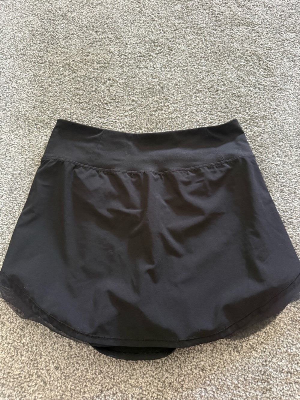 Athletic skort with mesh trim detail